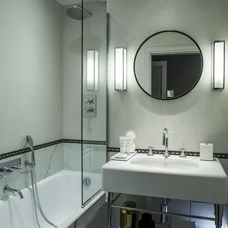 La Tamise - Esprit De France Hotel Paris